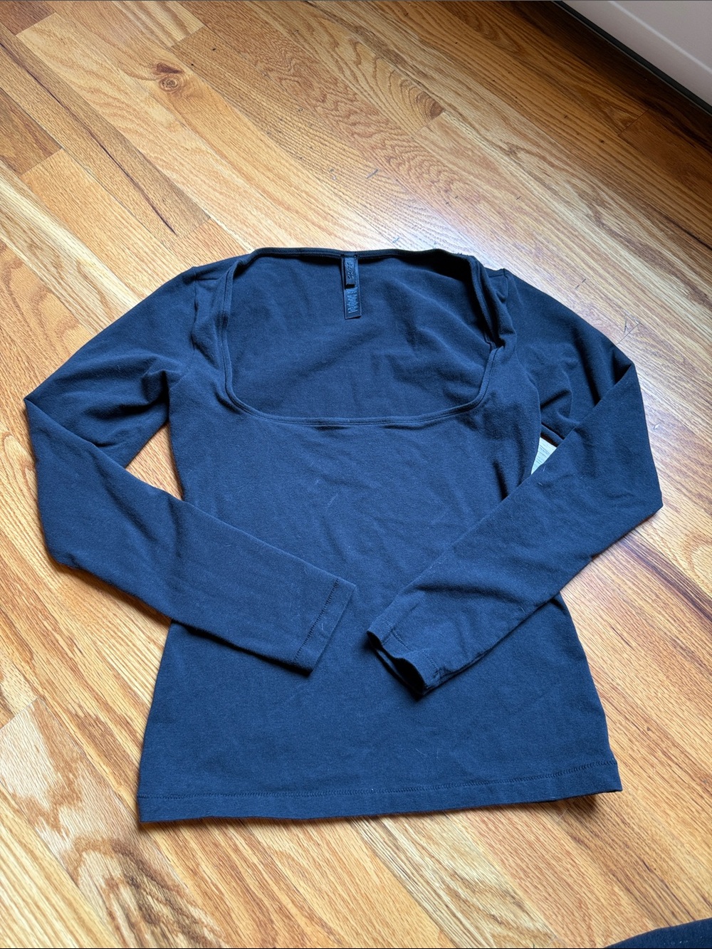 SKIMS Black Scoop-Neck Long Sleeve Tee